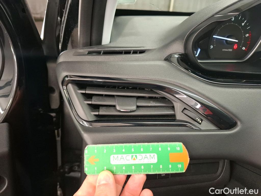  Peugeot  208  Affaire Premium Pack 1.5 HDi 100CV BVM5 E6dT #10