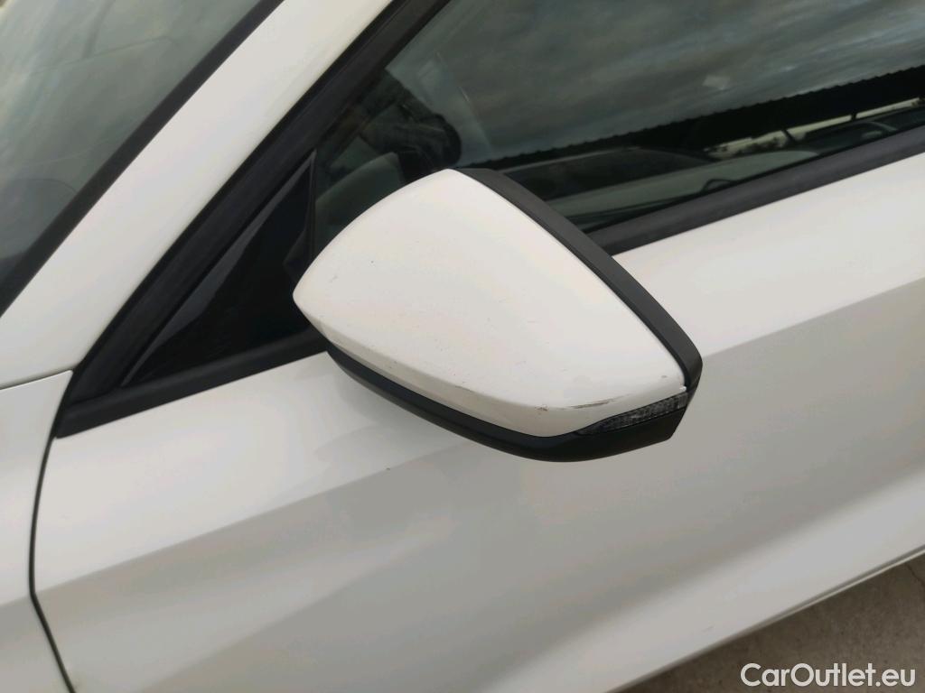  Audi  A3 AUDI  / 2020 / 5P / berlina con portón Sportback 30 TFSI 81kW (110CV) S tronic #42