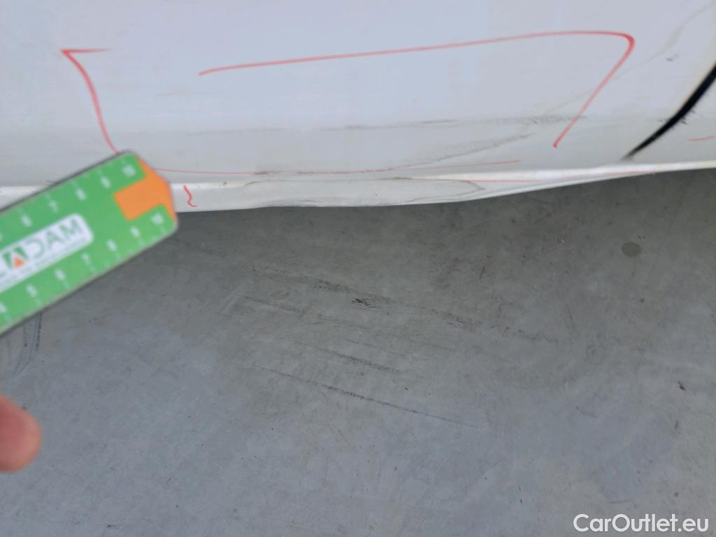  Peugeot  Partner PEUGEOT  / 2015 / 3P / furgón derivado de turismo Furgón Confort L1 BlueHDi 73KW (100CV) #18