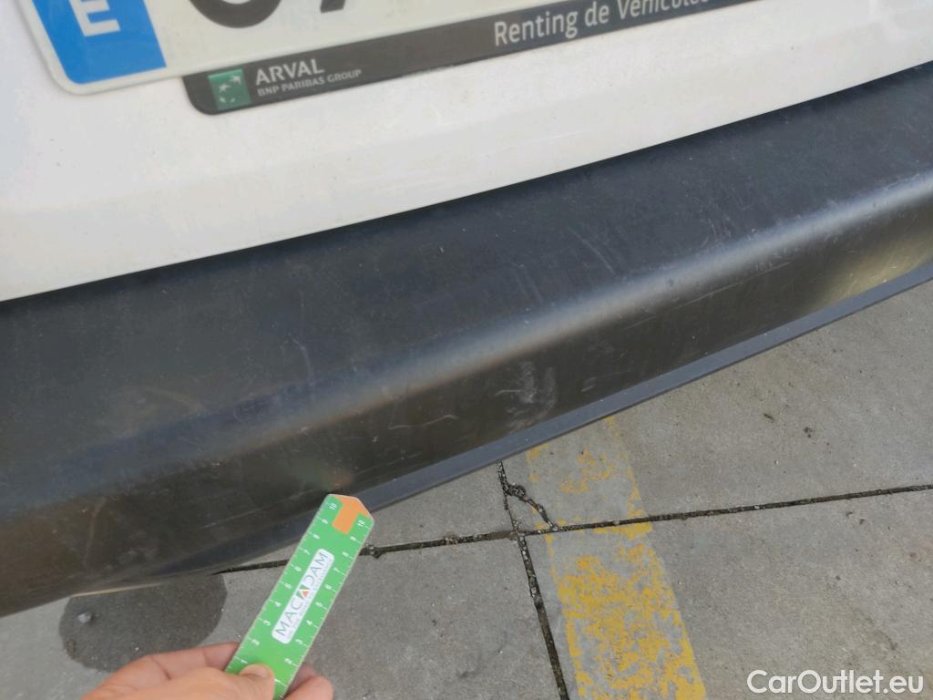  Opel  Combo OPEL  / 2018 / 3P / furgón derivado de turismo 1.5 TD 75kW (100CV) Express L H1 650kg #26