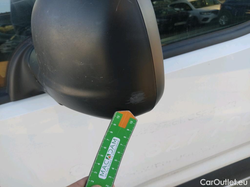  Opel  Combo OPEL  / 2018 / 3P / furgón derivado de turismo 1.5 TD 75kW (100CV) Express L H1 650kg #47