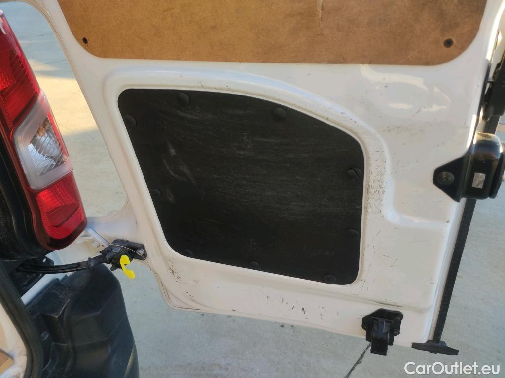  Opel  Combo OPEL  / 2018 / 3P / furgón derivado de turismo 1.5 TD 75kW (100CV) Express L H1 650kg #28