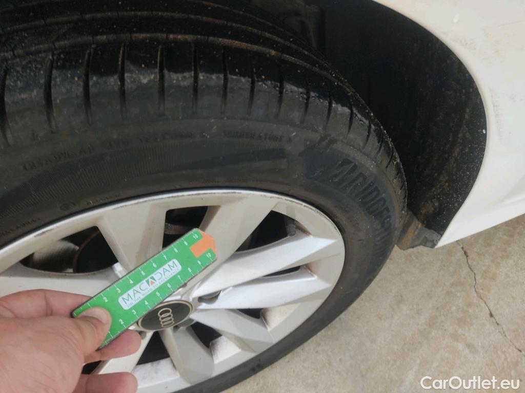  Audi  A3 AUDI  / 2020 / 5P / berlina con portón Sportback 30 TFSI 81kW (110CV) S tronic #26