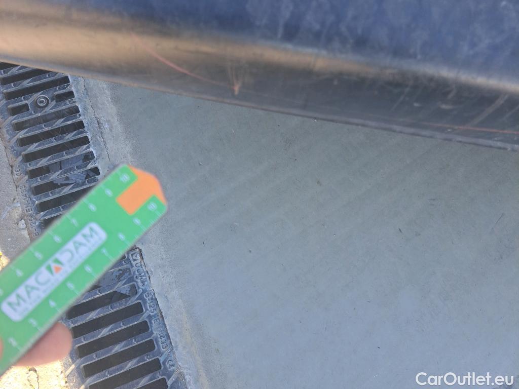  Peugeot  Partner PEUGEOT  / 2015 / 3P / furgón derivado de turismo Furgón Confort L1 BlueHDi 73KW (100CV) #61