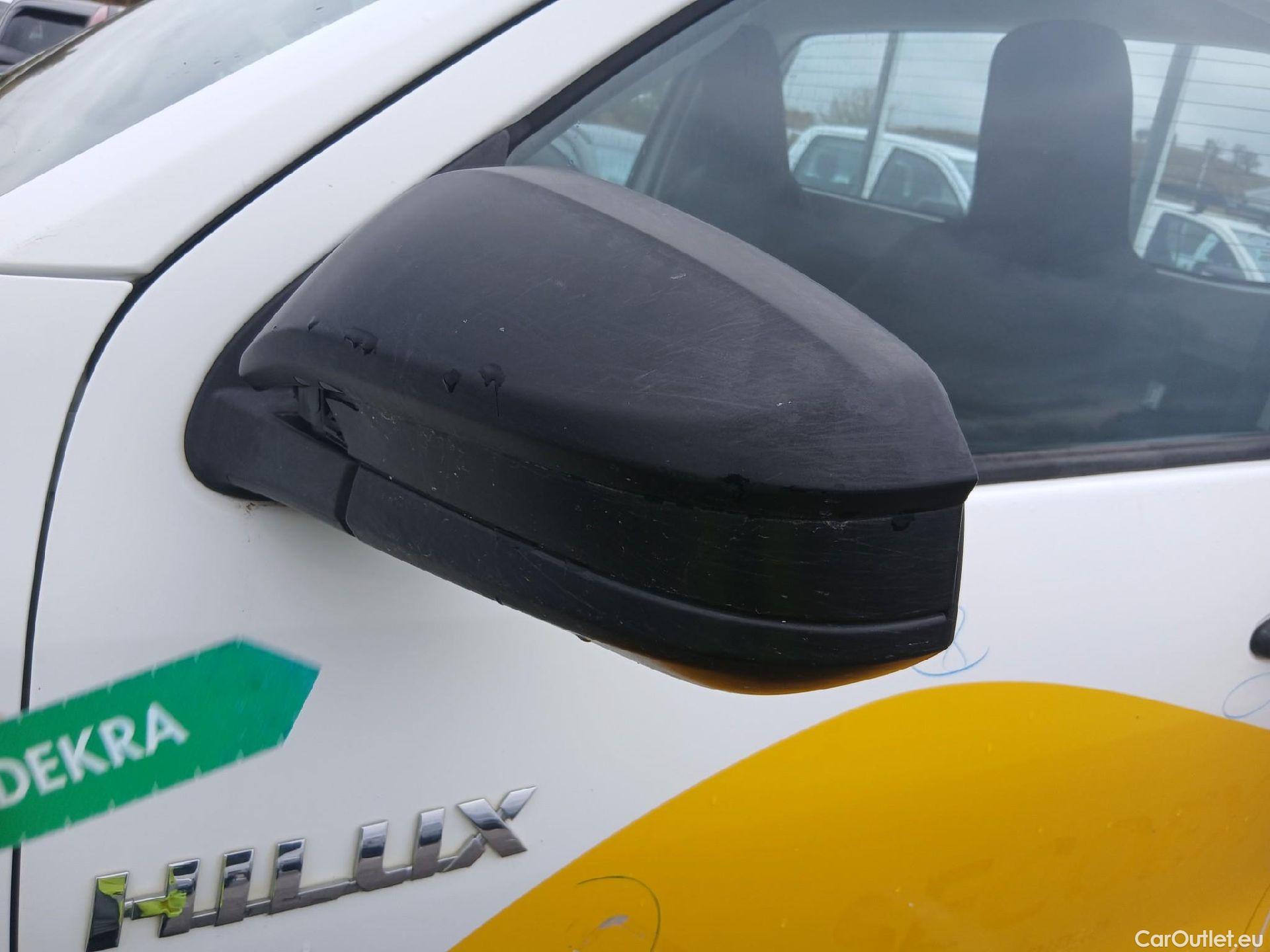  Toyota  Hilux TOYOTA  / 2016 / 2P / pickup 2.4 D-4D Cabina Sencilla GX #20