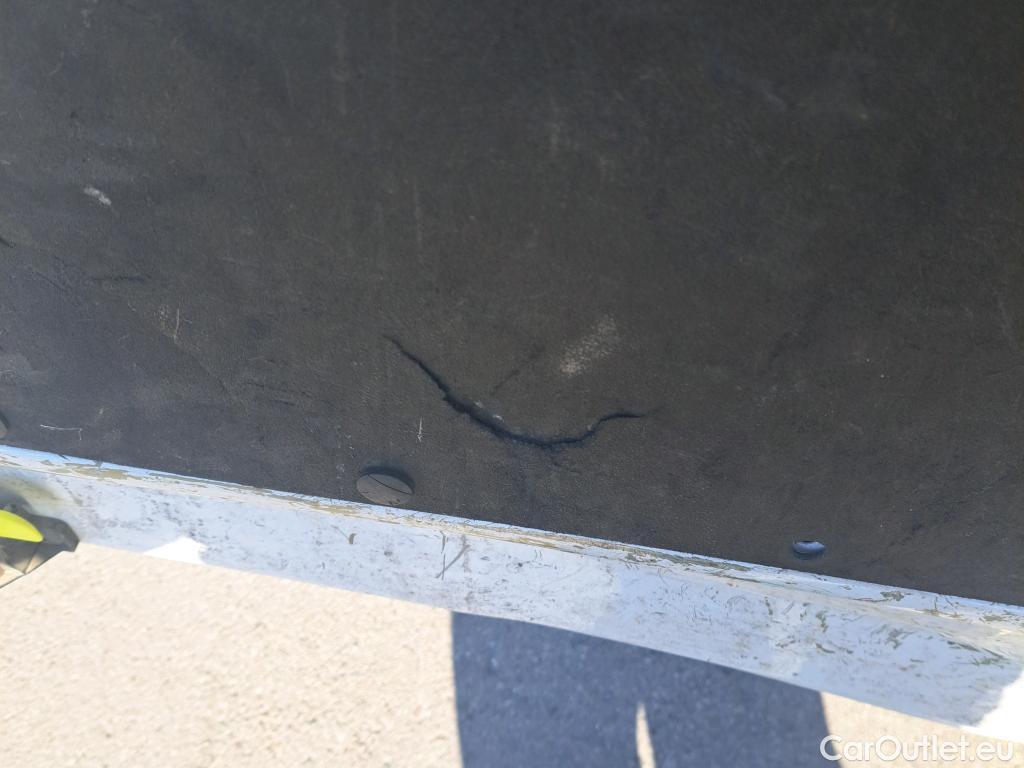  Peugeot  Partner PEUGEOT  / 2015 / 3P / furgón derivado de turismo Furgón Confort L1 BlueHDi 73KW (100CV) #53