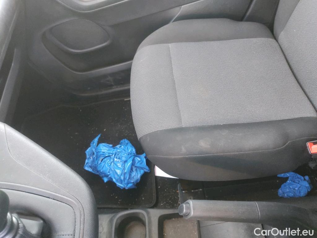  Opel  Combo OPEL  / 2018 / 3P / furgón derivado de turismo 1.5 TD 75kW (100CV) Express L H1 650kg #43