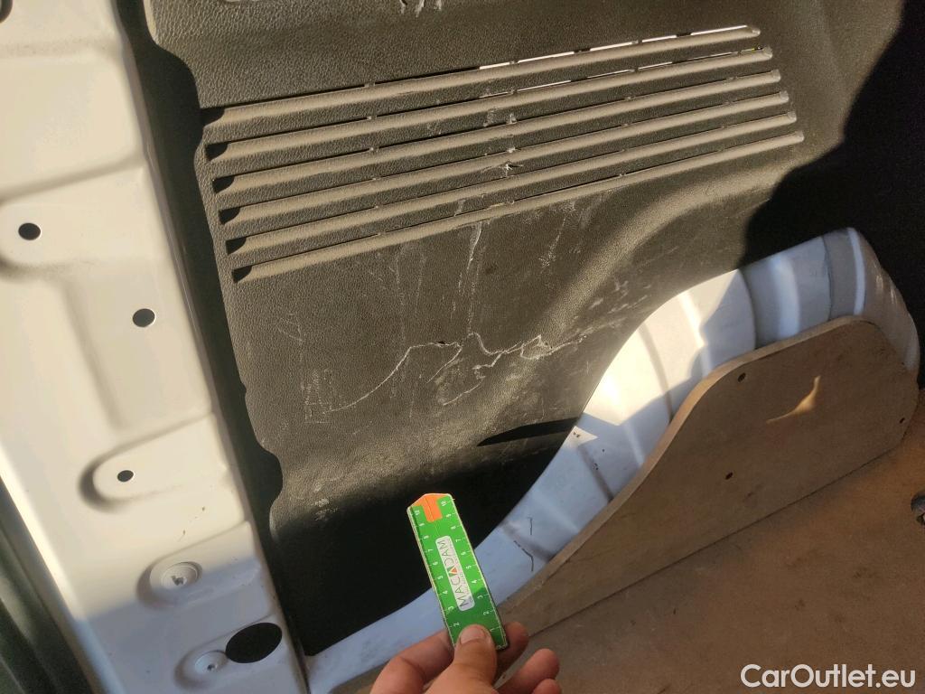  Opel  Combo OPEL  / 2018 / 3P / furgón derivado de turismo 1.5 TD 75kW (100CV) Express L H1 650kg #35