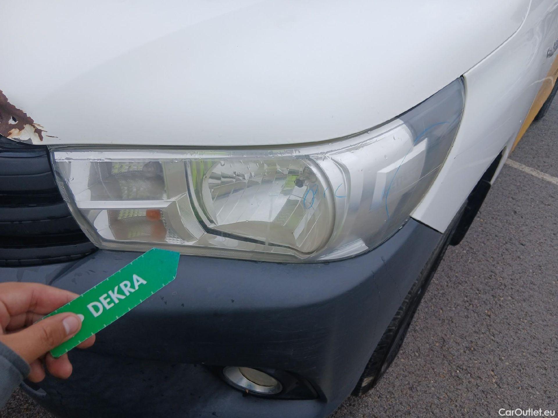  Toyota  Hilux TOYOTA  / 2016 / 2P / pickup 2.4 D-4D Cabina Sencilla GX #10