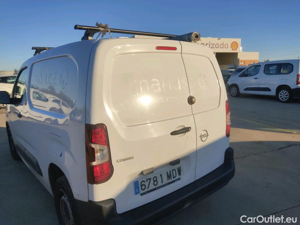  Opel  Combo OPEL  / 2018 / 3P / furgón derivado de turismo 1.5 TD 75kW (100CV) Express L H1 650kg #17