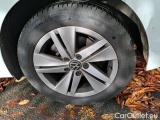  Volkswagen  Golf  2.0 TDI SCR 115 BVM6 LIFE SOCI BUSI #20