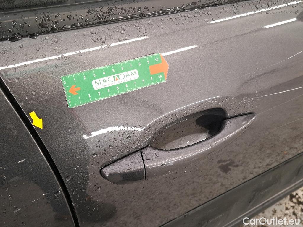  Citroen  C3 CITROEN  5p Berline PureTech 110 S&S BVM6 Shine Business #34