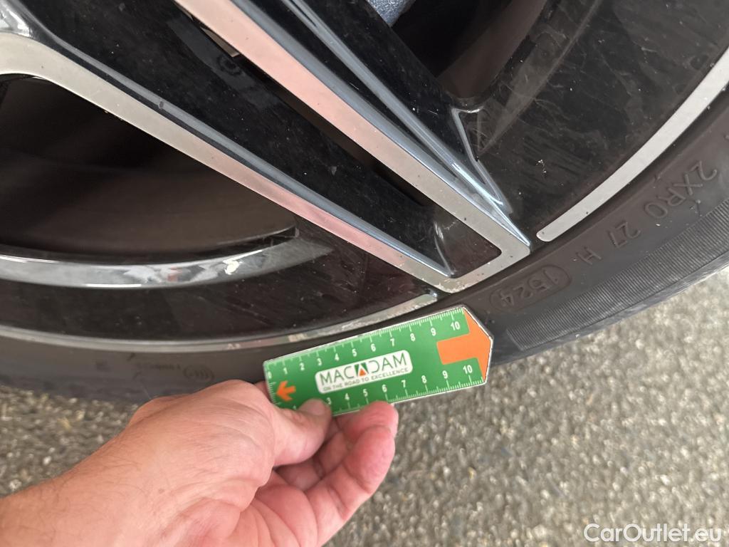  Mercedes  A-Klasse MERCEDES-BENZ Classe A Compact / 2018 / 5P / Berline A 200 d AMG Line 8G-DCT #23