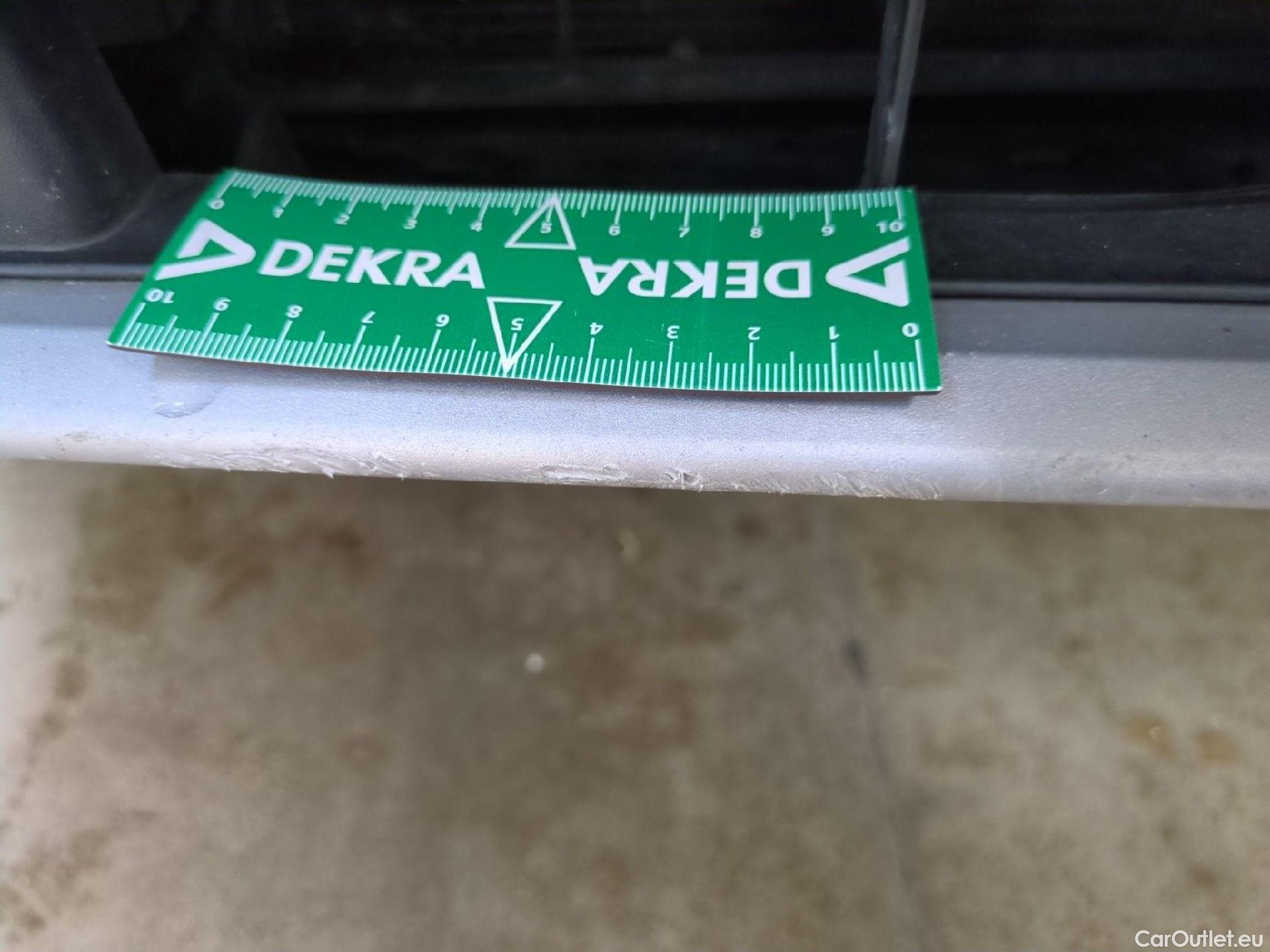  Ford  Kuga FORD  / 2019 / 5P / SUV 2.5 190 hybrid Flexifuel Pshift Titanium #34