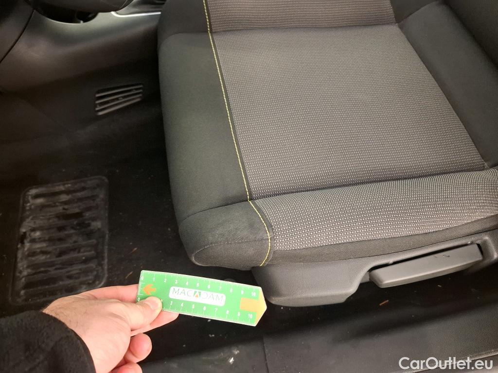  Citroen  C3 CITROEN  5p Berline PureTech 110 S&S BVM6 Shine Business #44