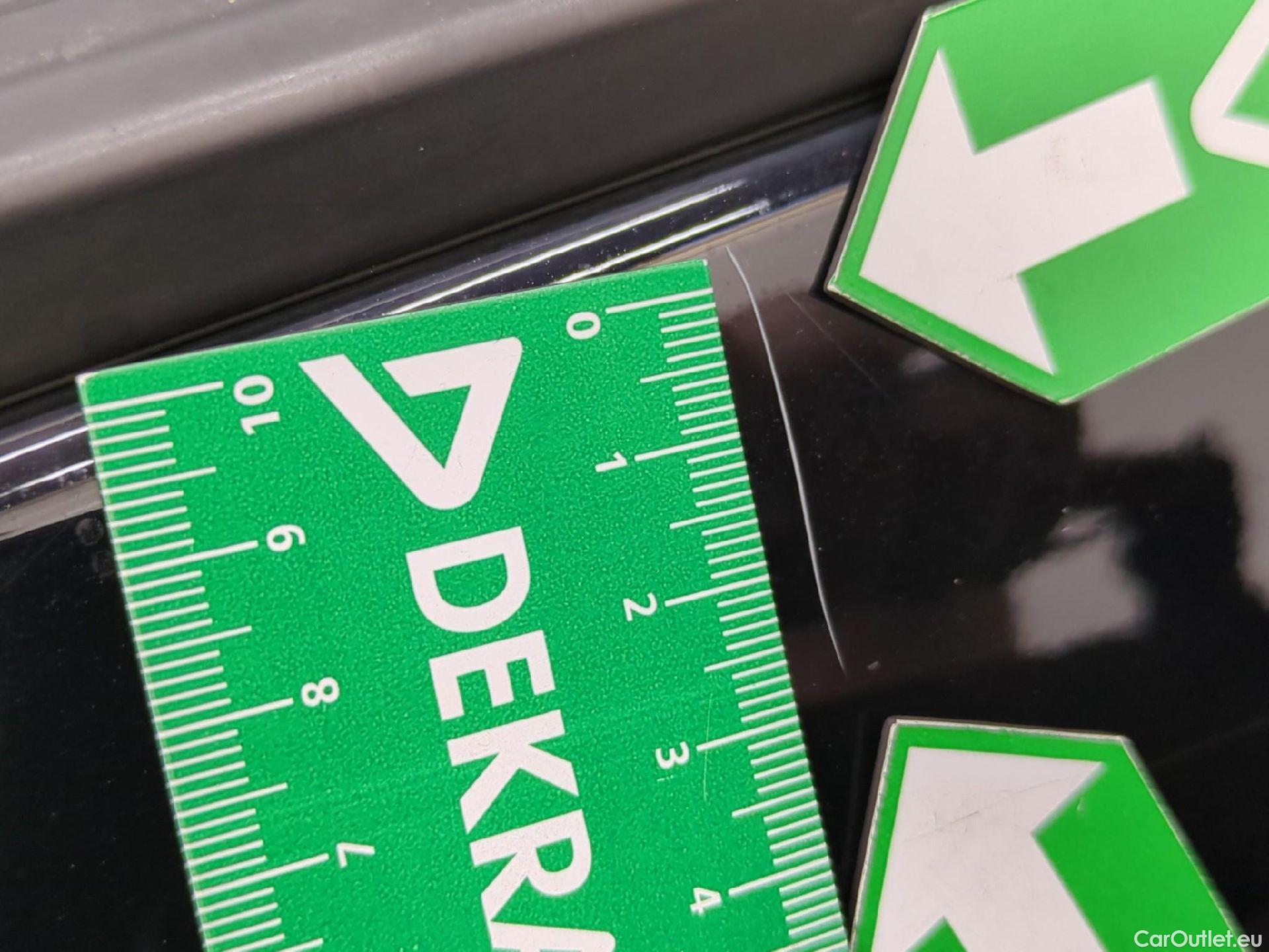  Ford  Kuga FORD  / 2019 / 5P / SUV 2.5 190 hybrid Flexifuel Pshift Titanium #17