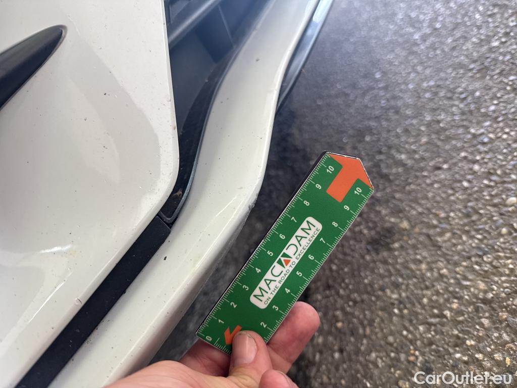  Mercedes  A-Klasse MERCEDES-BENZ Classe A Compact / 2018 / 5P / Berline A 200 d AMG Line 8G-DCT #11