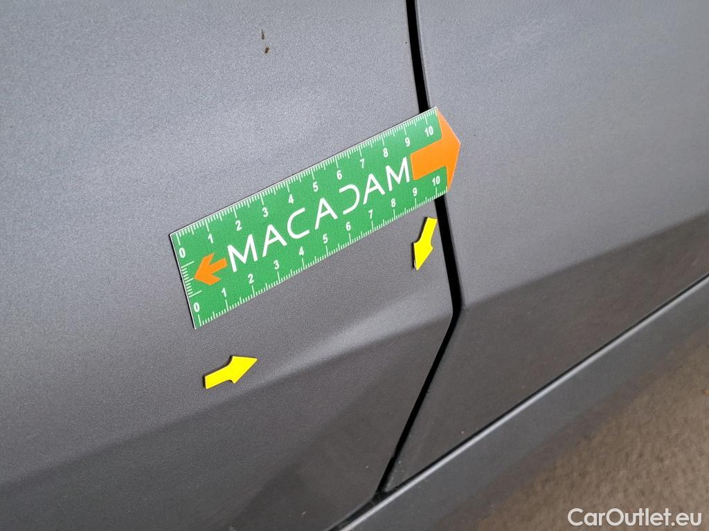  Bmw  Serie 1 BMW Série 1 / 2019 / 5P / Berline 116i DKG7 Business Design #4