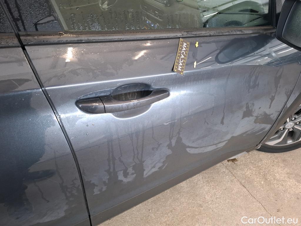  Hyundai  Konna Kona Business Hybrid 2WD 1.6 GDI 140CV BVA6 E6d #3