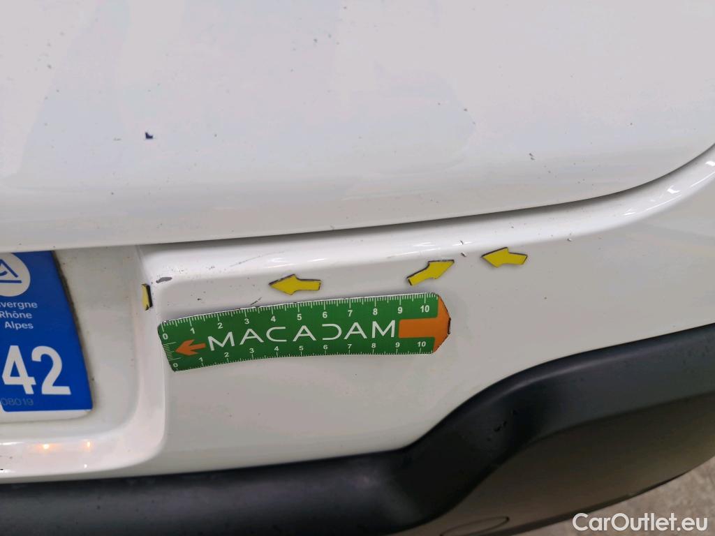  Citroen  C3  Société Feel Nav 1.2 PureTech 80CV BVM5 E6d #18