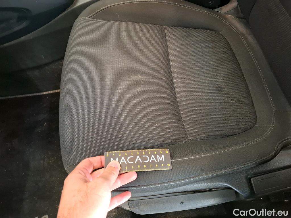  Hyundai  Konna Kona Business Hybrid 2WD 1.6 GDI 140CV BVA6 E6d #49