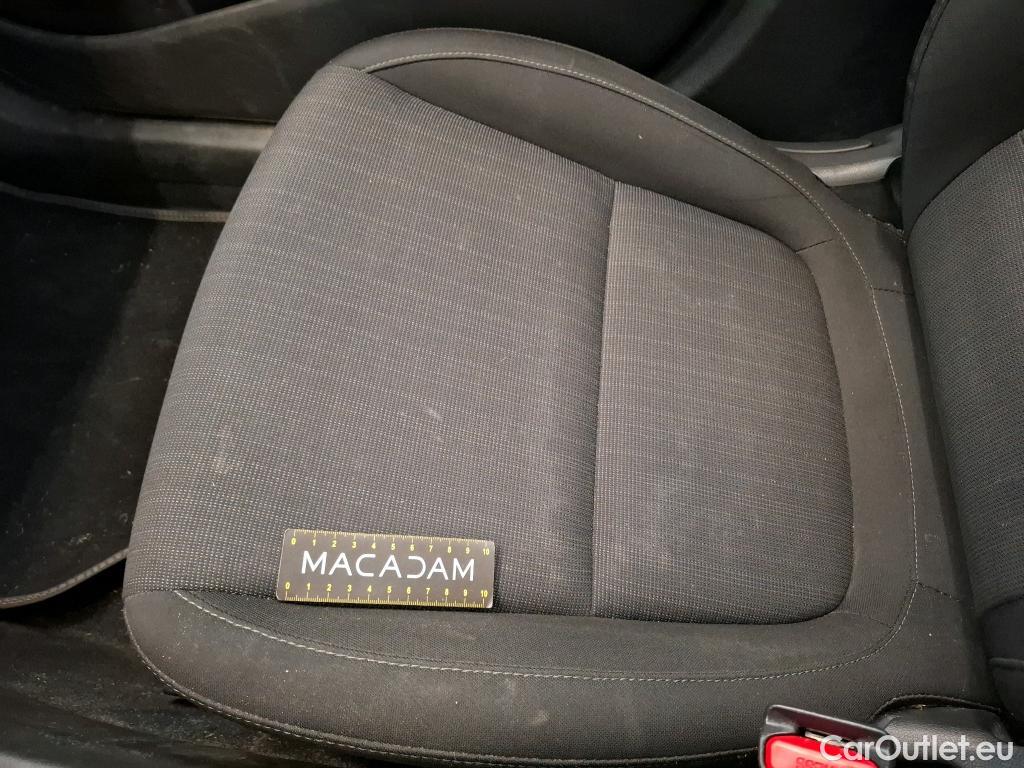  Hyundai  Konna Kona Business Hybrid 2WD 1.6 GDI 140CV BVA6 E6d #48