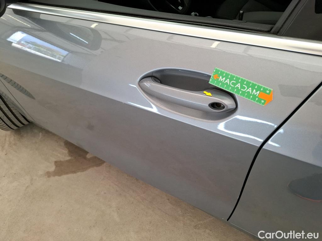  Bmw  Serie 1 BMW Série 1 / 2019 / 5P / Berline 116i DKG7 Business Design #27