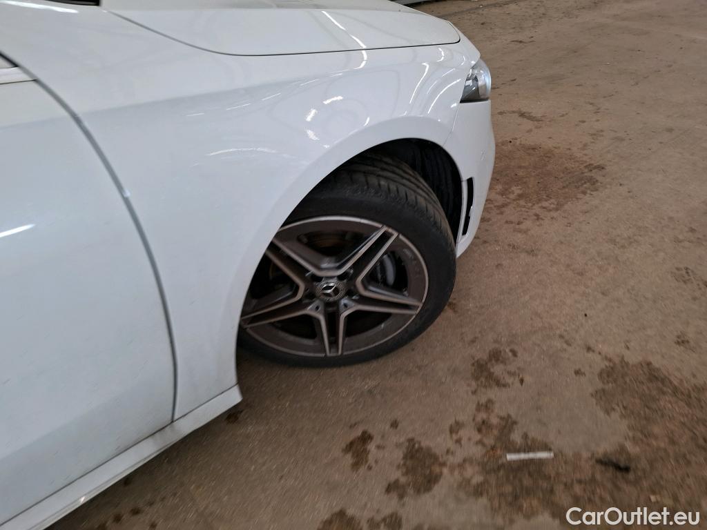  Mercedes  A-Klasse MERCEDES BENZ Classe A Compact 5p Berline A 200 AMG Line 7G DCT #12