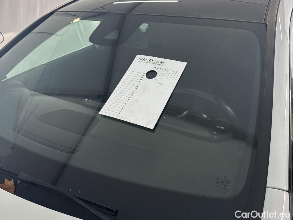  Mercedes  A-Klasse MERCEDES-BENZ Classe A Compact / 2018 / 5P / Berline A 200 d AMG Line 8G-DCT #1