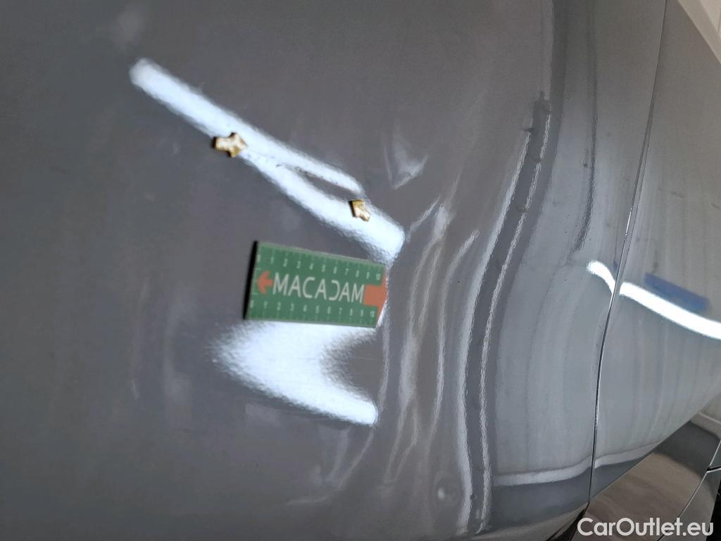  Bmw  Serie 1 BMW Série 1 / 2019 / 5P / Berline 116i DKG7 Business Design #18