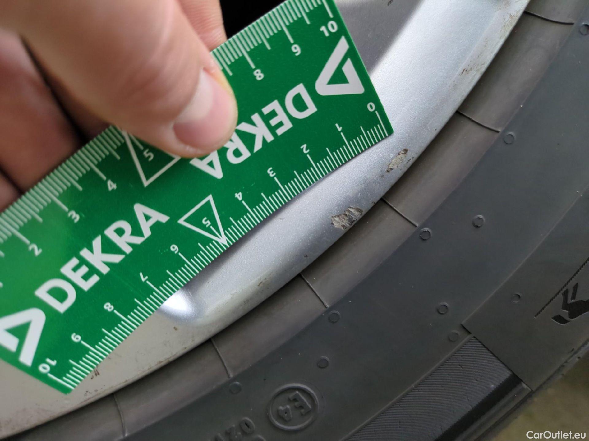  Ford  Kuga  Titanium Hybrid 2.5 190CV BVA6 E6dT #4