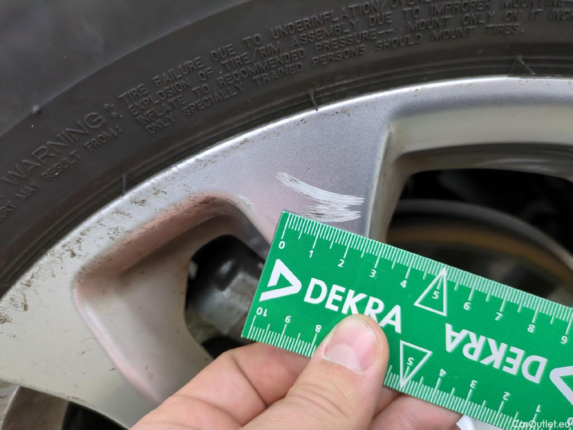  Ford  Kuga FORD  / 2019 / 5P / SUV 2.5 190 hybrid Flexifuel Pshift Titanium #16