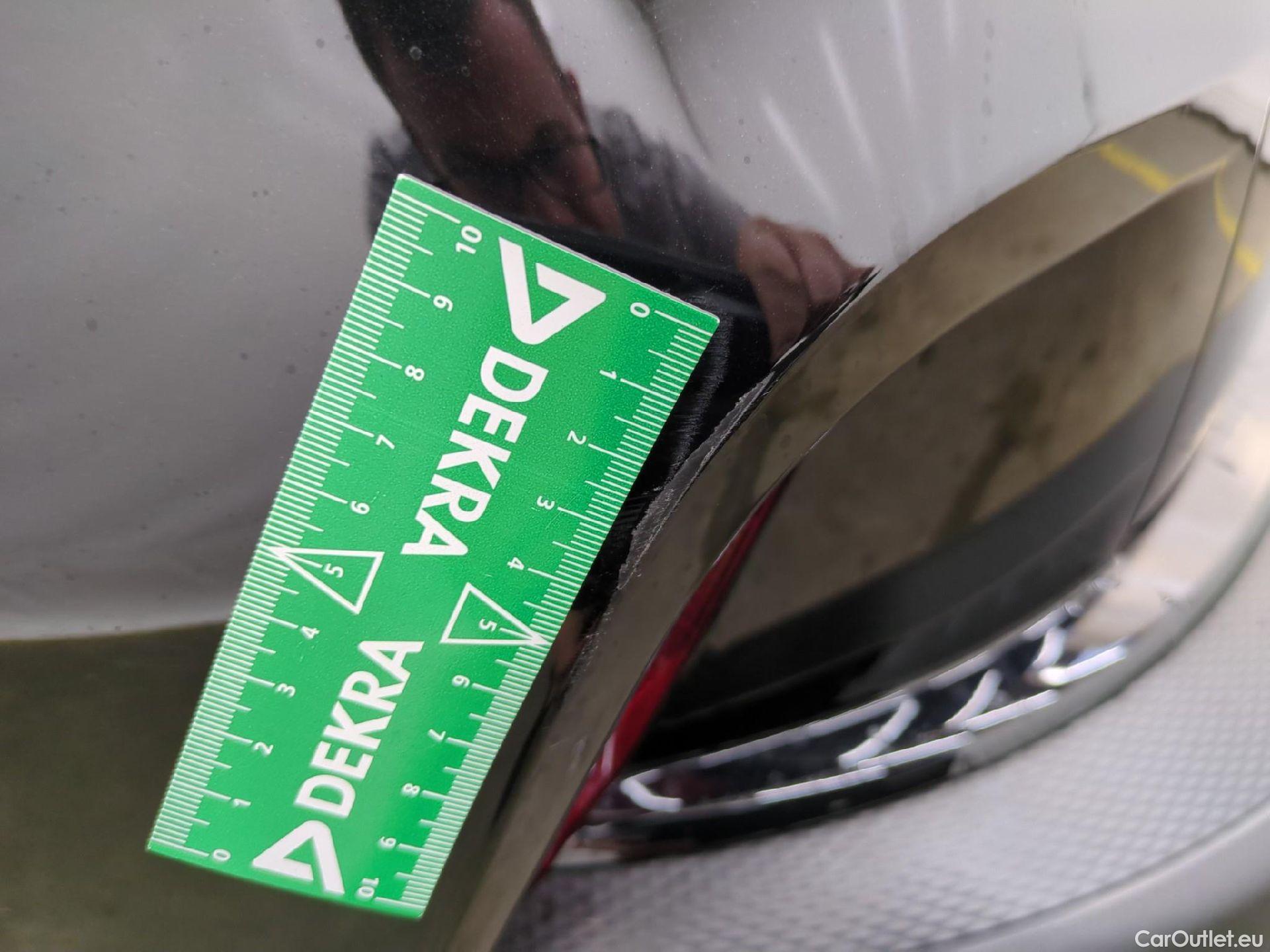  Ford  Kuga FORD  / 2019 / 5P / SUV 2.5 190 hybrid Flexifuel Pshift Titanium #45