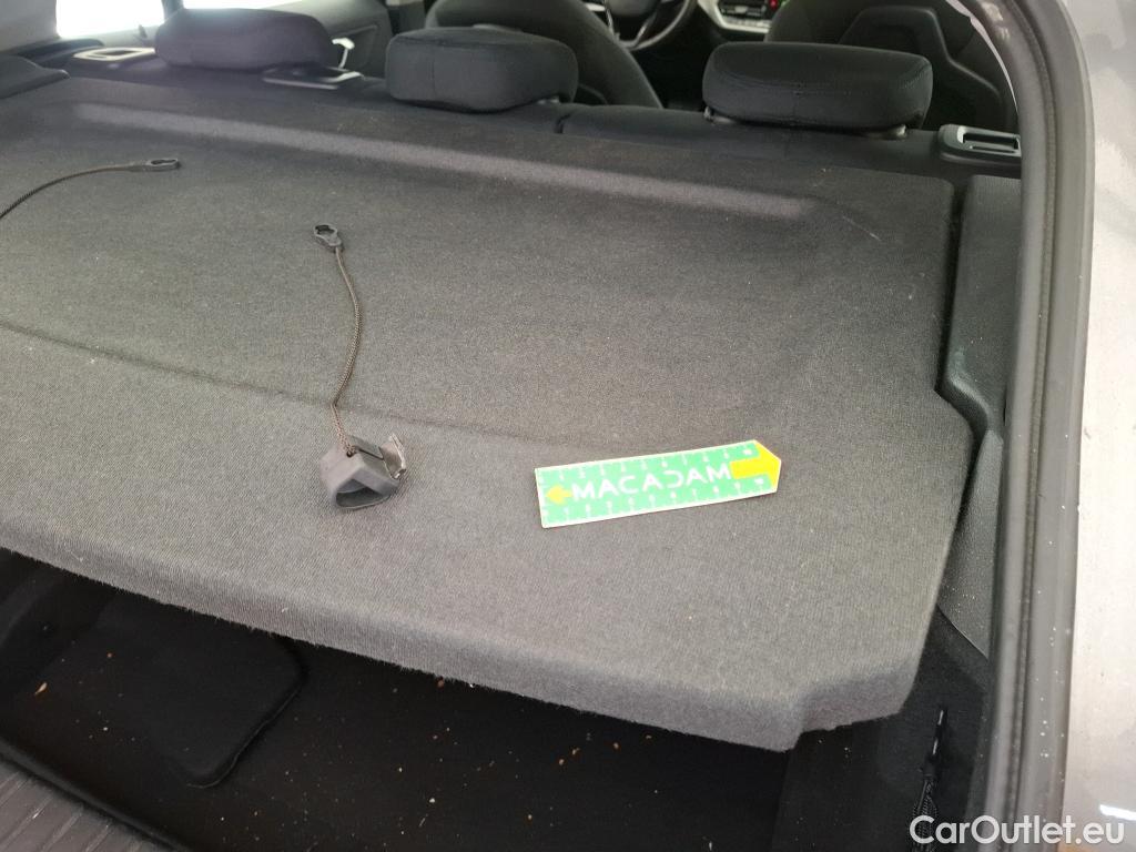  Bmw  Serie 1 BMW Série 1 / 2019 / 5P / Berline 116i DKG7 Business Design #42