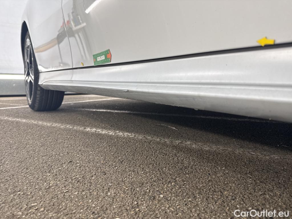  Mercedes  A-Klasse MERCEDES-BENZ Classe A Compact / 2018 / 5P / Berline A 200 d AMG Line 8G-DCT #16