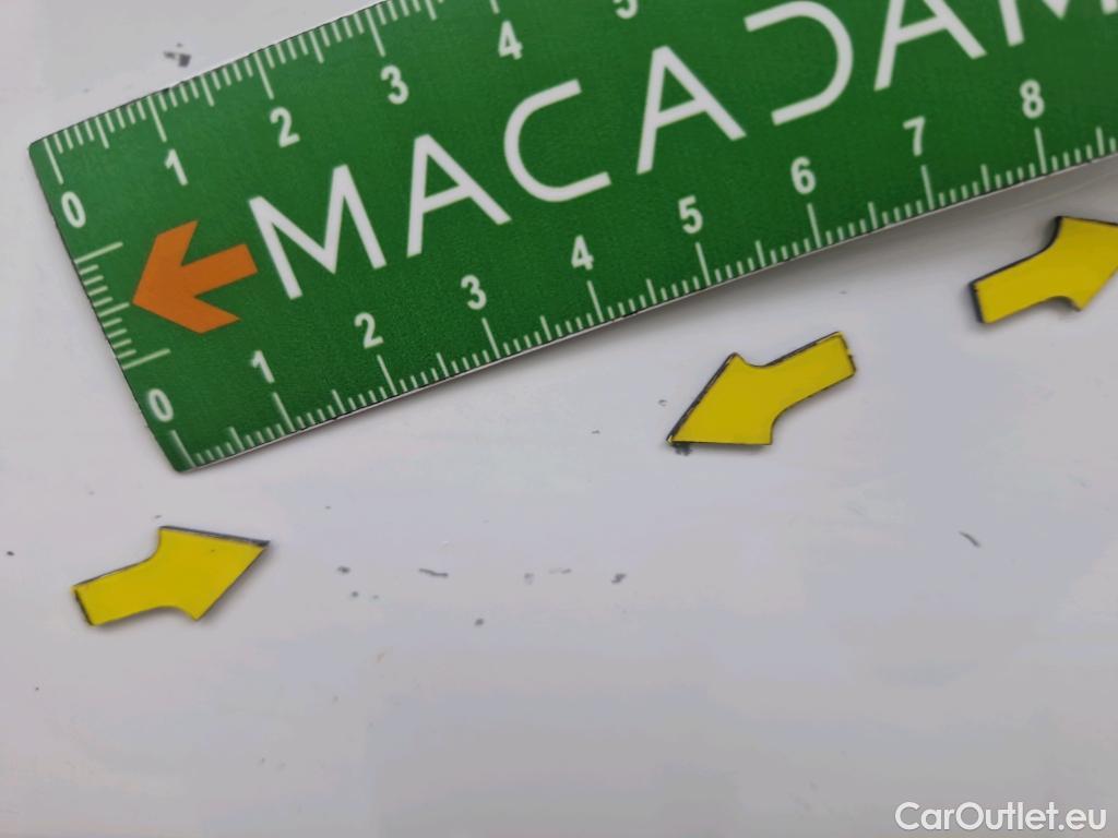  Citroen  C3  Société Feel Nav 1.2 PureTech 80CV BVM5 E6d #12