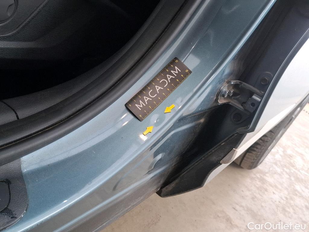  KIA  Sportage KIA  / 2021 / 5P / SUV 1.6 T-GDI 265 PHEV AUTO 4WD DESIGN #2