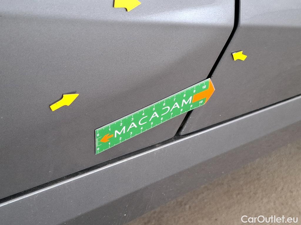  Bmw  Serie 1 BMW Série 1 / 2019 / 5P / Berline 116i DKG7 Business Design #5