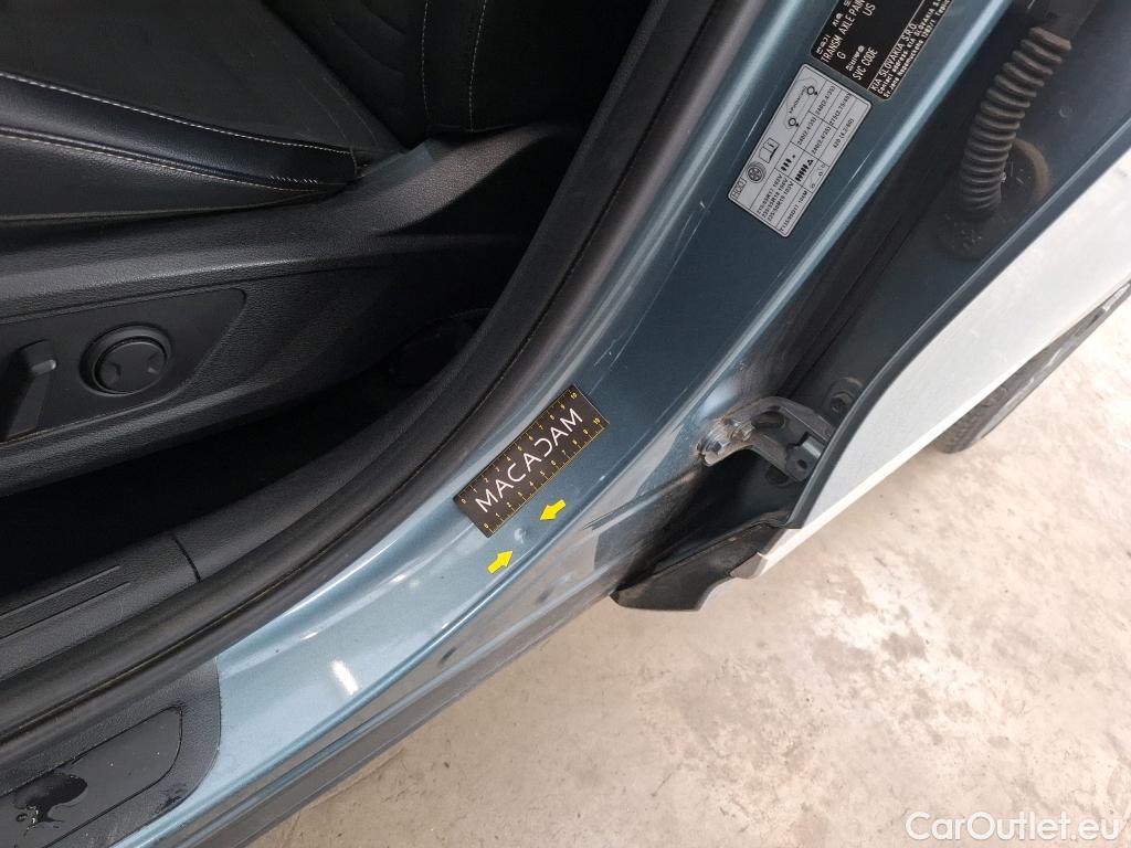  KIA  Sportage KIA  / 2021 / 5P / SUV 1.6 T-GDI 265 PHEV AUTO 4WD DESIGN #1