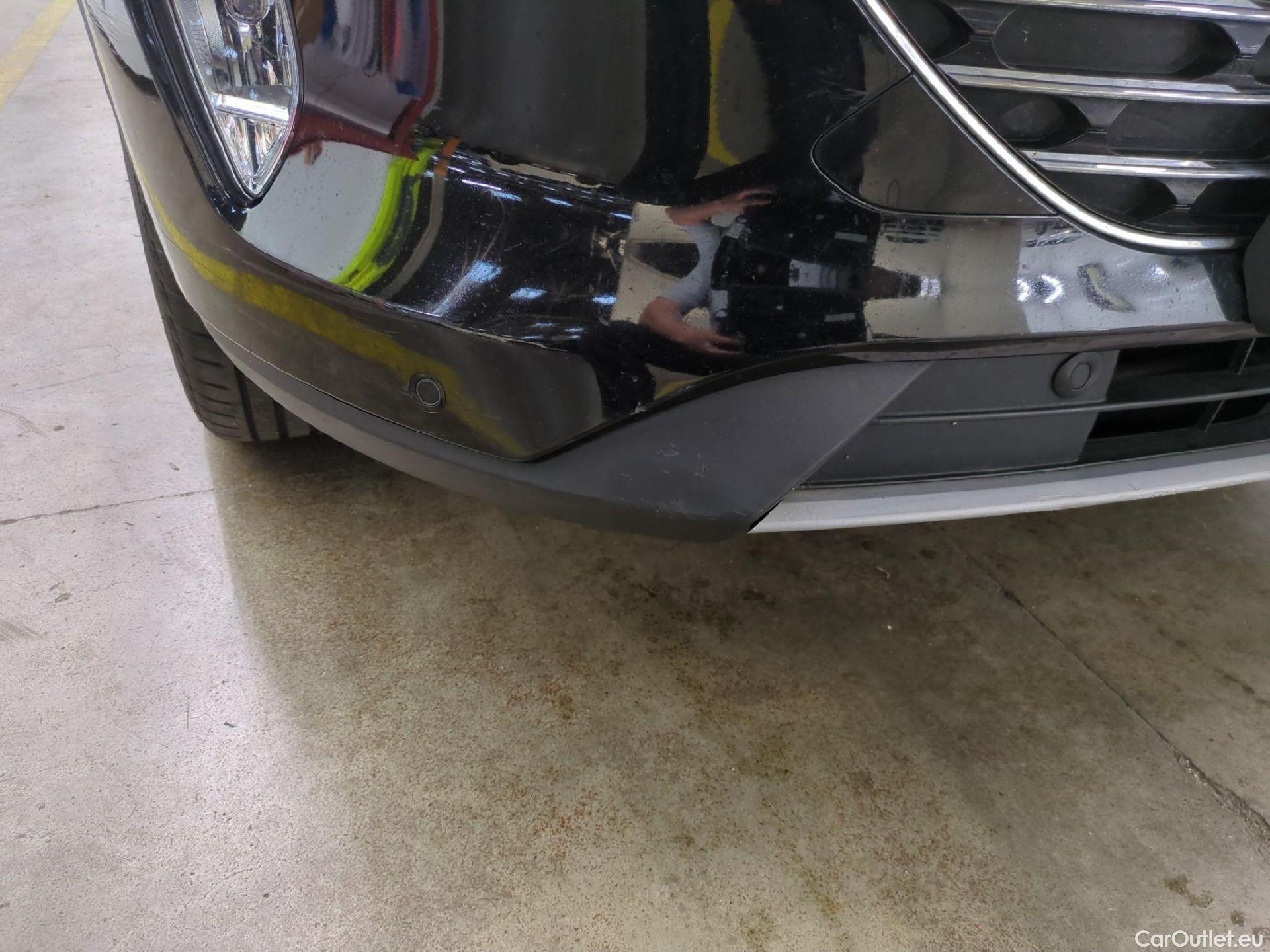  Ford  Kuga FORD  / 2019 / 5P / SUV 2.5 190 hybrid Flexifuel Pshift Titanium #29