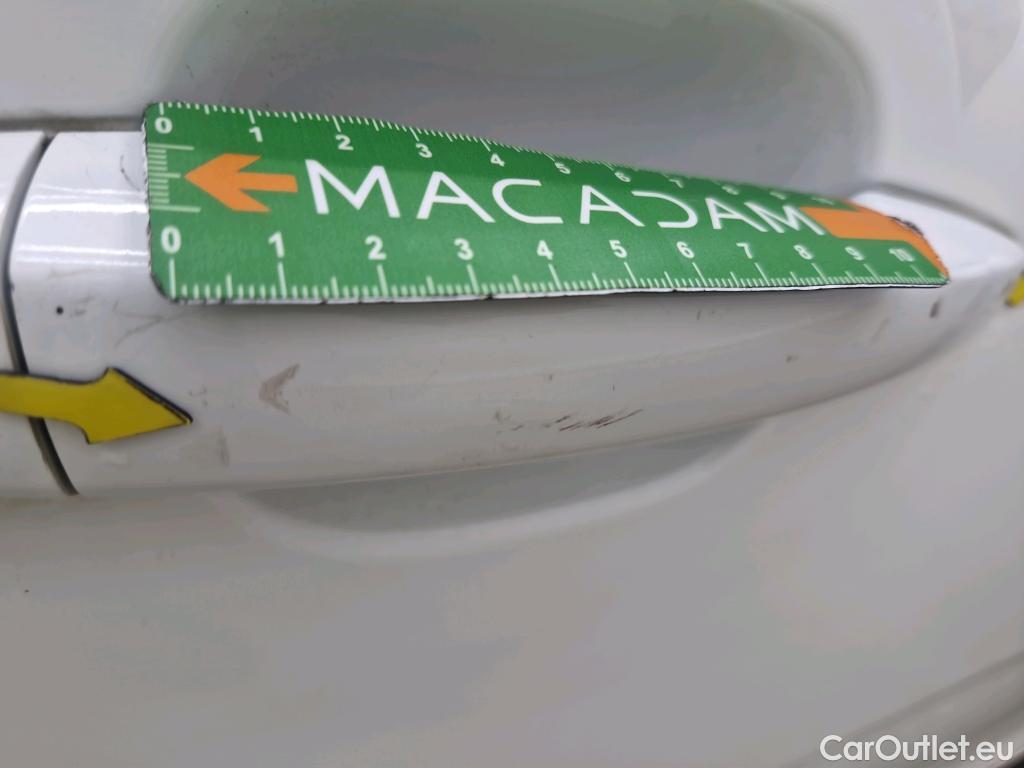  Citroen  C3  Société Feel Nav 1.2 PureTech 80CV BVM5 E6d #31