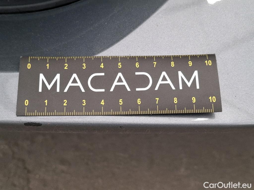  Bmw  Serie 1 BMW Série 1 / 2019 / 5P / Berline 116i DKG7 Business Design #9