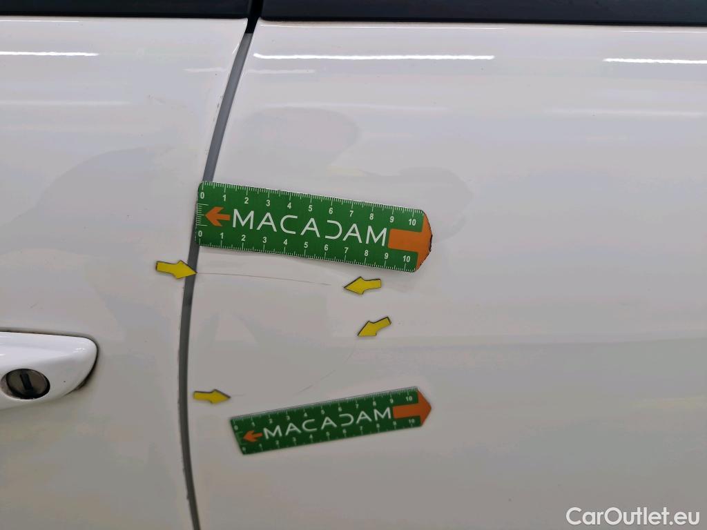  Citroen  C3  Société Feel Nav 1.2 PureTech 80CV BVM5 E6d #6