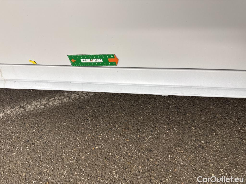  Mercedes  A-Klasse MERCEDES-BENZ Classe A Compact / 2018 / 5P / Berline A 200 d AMG Line 8G-DCT #15