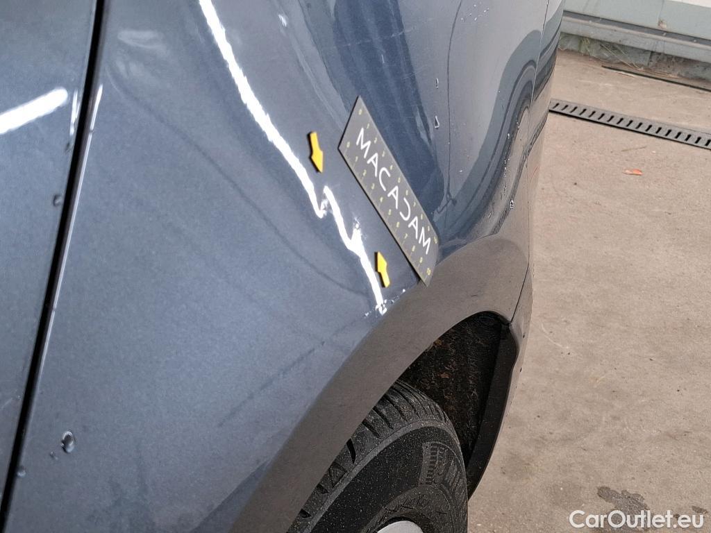  Renault  Megane RENAULT Mégane Estate / 2020 / 5P / Break evolution TCe 140 #2