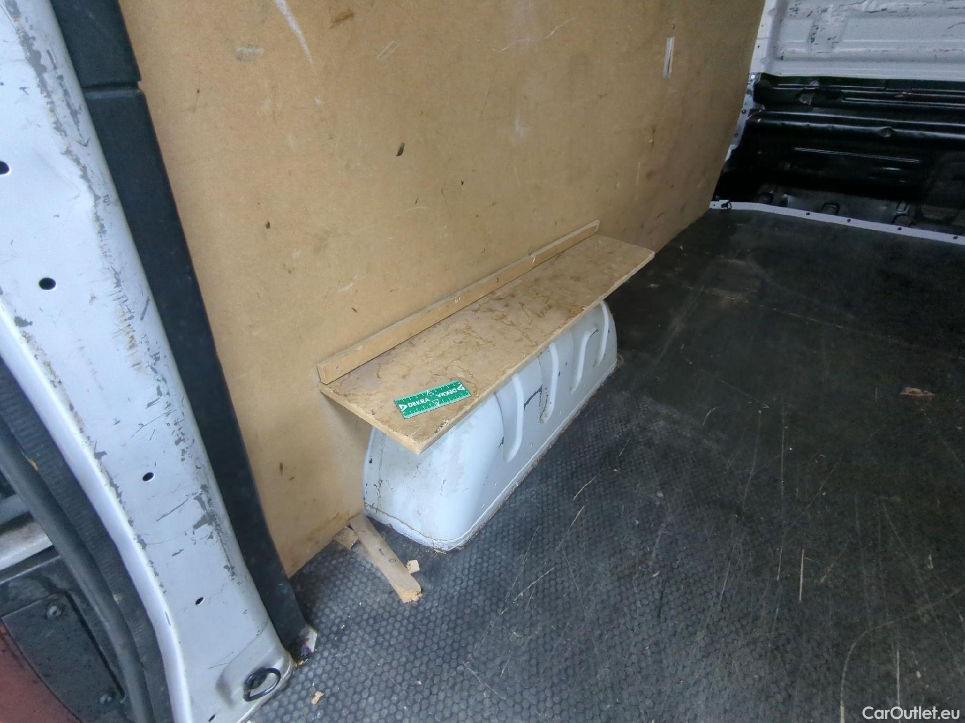  Renault  Trafic  Fourgon L2H1 3T Grand Confort 2.0 dCi 130CV BVM6 E6d #2