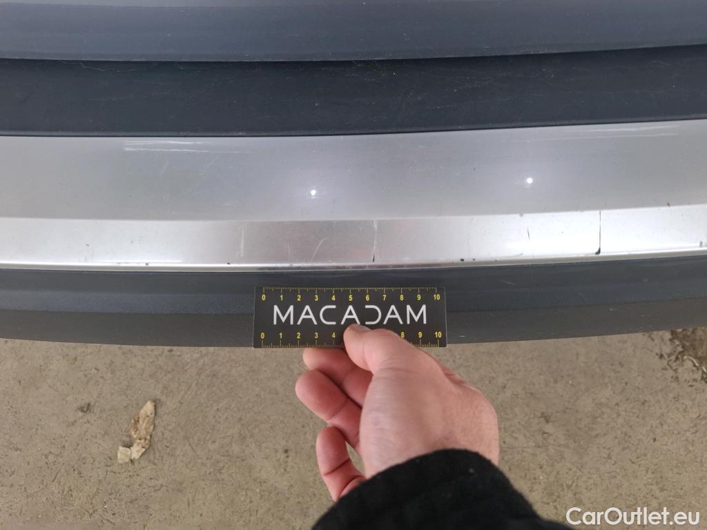  Peugeot  2008  Allure Business 1.5 HDi 130CV BVA8 E6d #30