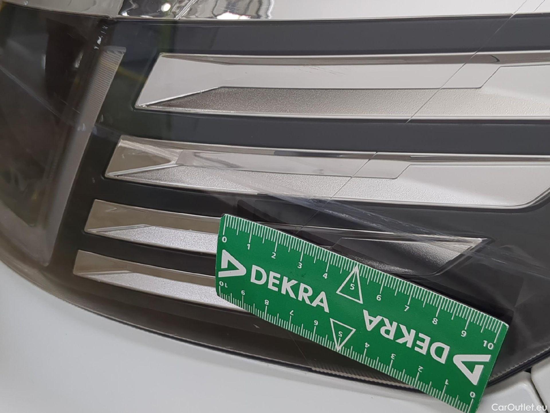  Renault  Trafic  Fourgon L2H1 3T Grand Confort 2.0 dCi 130CV BVM6 E6d #51