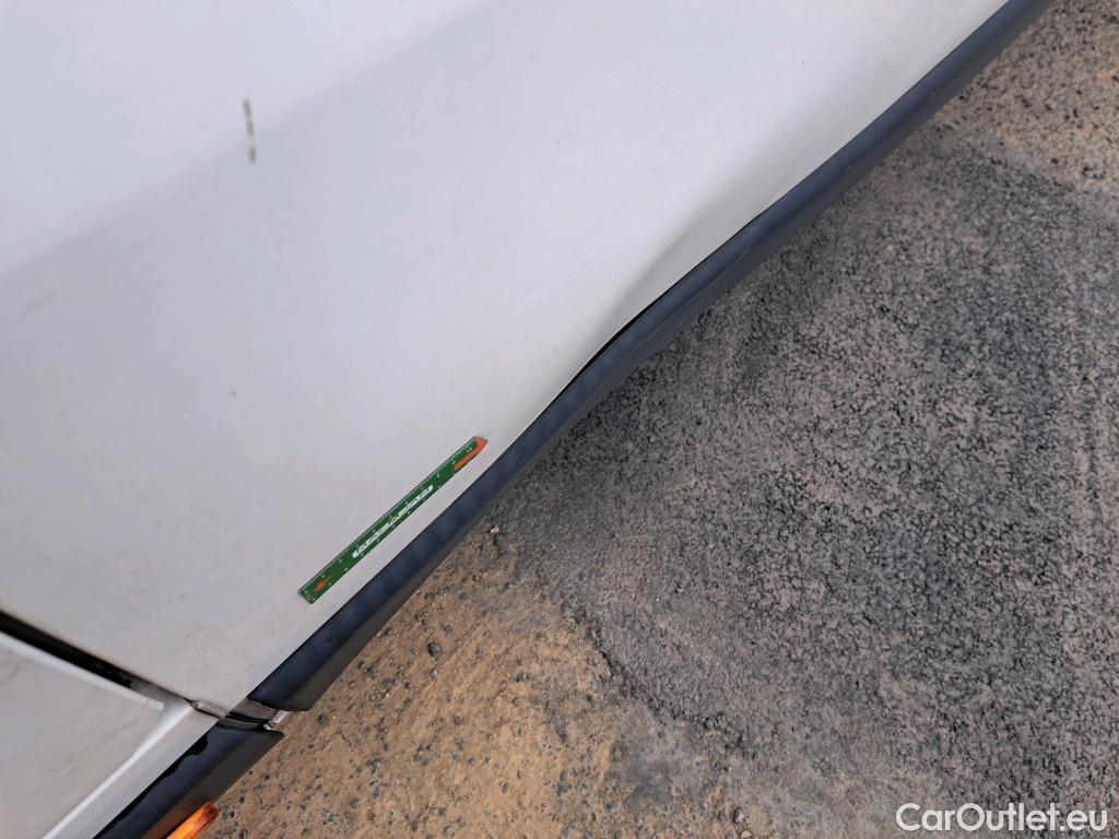  Peugeot  Boxer  VU 4p Fourgon 2.0 BLUEHDI 130 S&S PREMIUM 335 L3H3 / RAMPE HYDROLIQUE #21