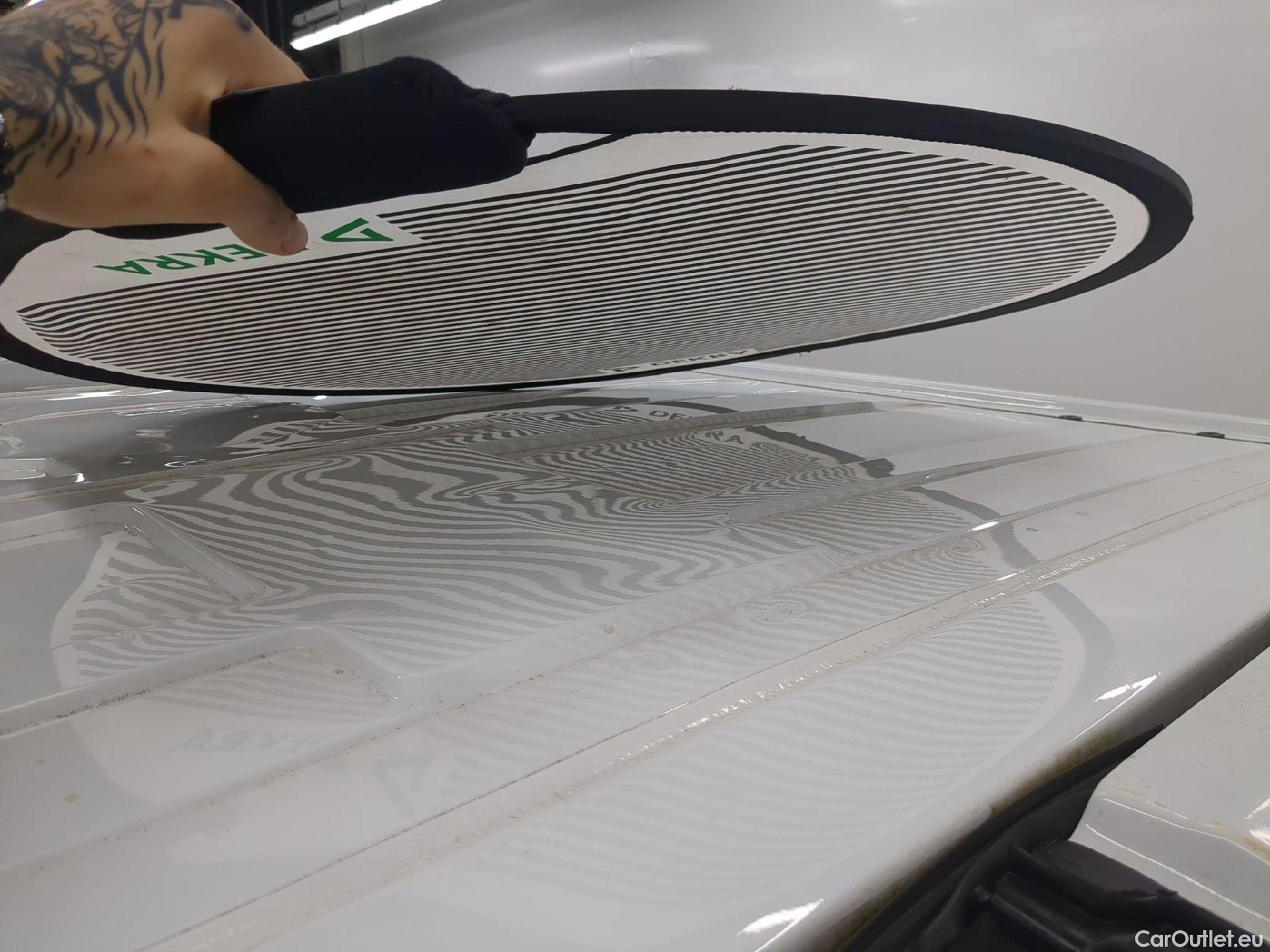  Renault  Trafic  Fourgon L2H1 3T Grand Confort 2.0 dCi 130CV BVM6 E6d #9